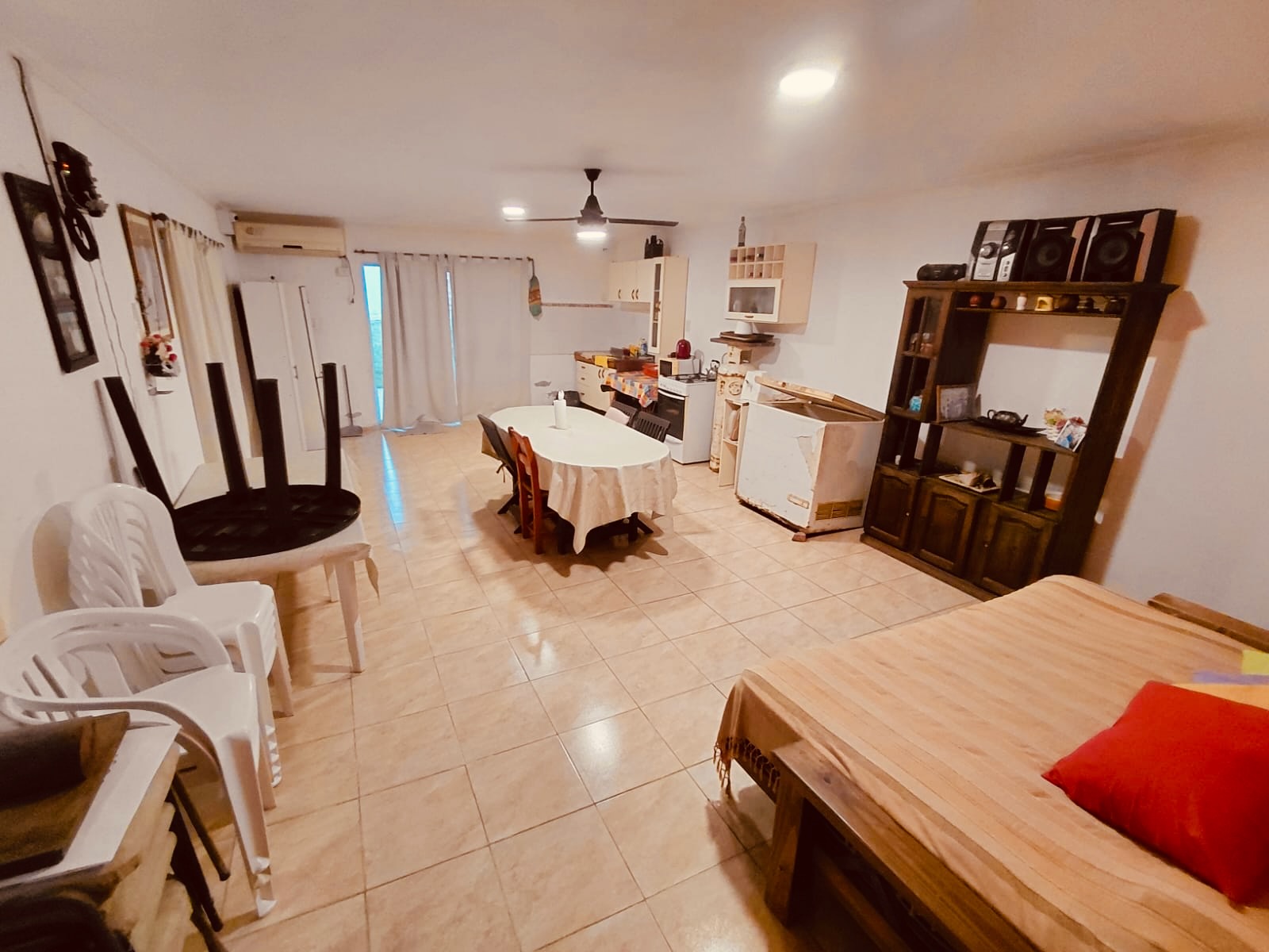 Vista completa del comedor